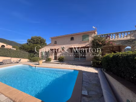 villa de luxe à vendre à cavalaire-sur-mer