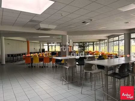 vente bureaux 719 m²