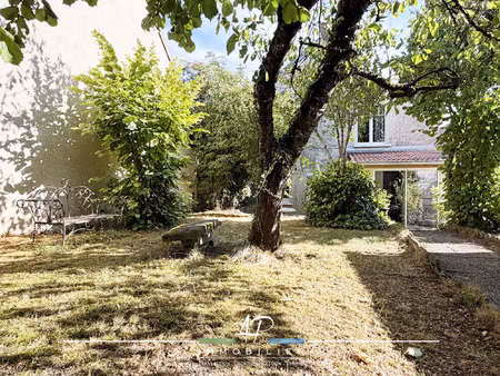 maison de village avec jardin et garage