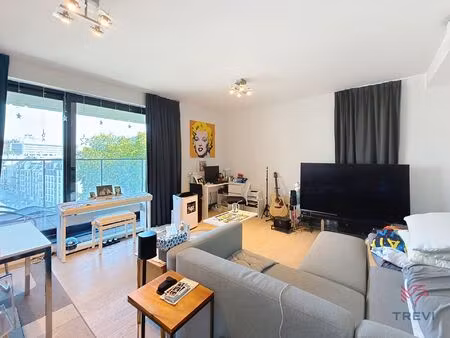 appartement à louer avec terrasse et 2 chambres   etterbeek (vbe49061)
