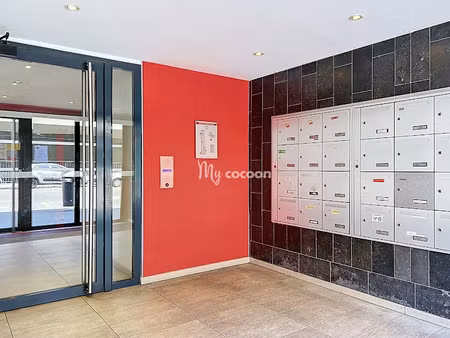 vente appartement 3 pièces 60 m² à lyon 8ème (69008)  225 000 €