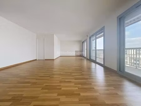 appartement 4 pièces de 106 m² avec terrasses  garage et vue sur la cathédrale – reims  se
