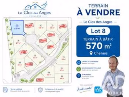 vente terrain à challans (85300) : à vendre / 710m² challans