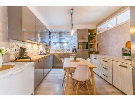appartement: 2 chambres + bureau + garagebox!