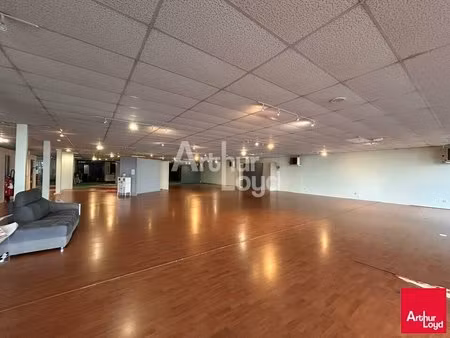 location commerce blois 41000 520m²