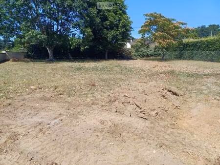 terrain constructible viabilisé à vendre