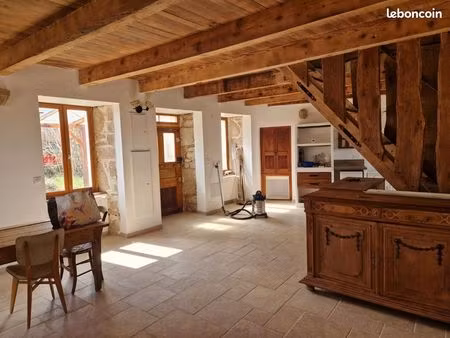maison f3 avec terrasse + jardinet 75 m2
