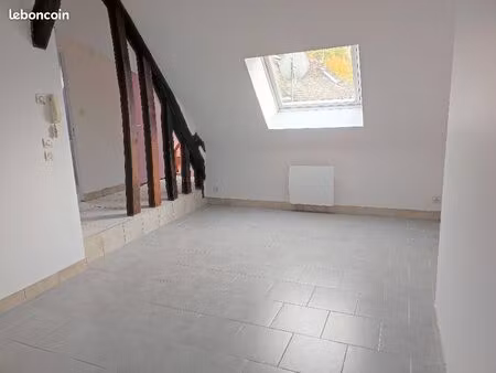 studio 1 pièce 30 m²