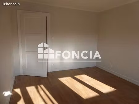 appartement 4 pièces 65 m²