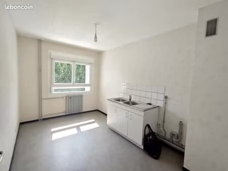 appartement 4 pièces 79 m²