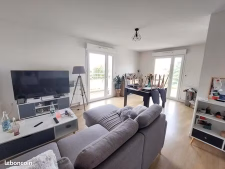 appartement 3 pièces 63 m²