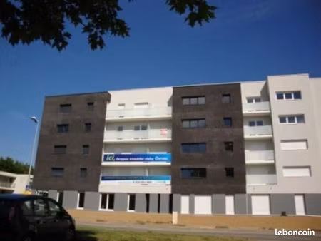 studio 1 pièce 26 m²
