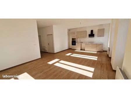 appartement 2 pièces 68 m²
