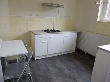 location appartement dans maison mitoyenne