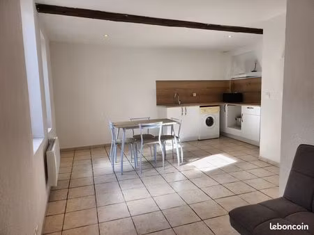 a louer t1bis meublé 35m2 450e