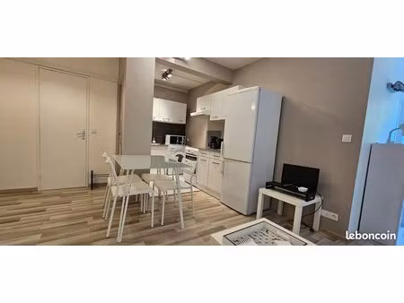 chambre 3 pièces 76 m²