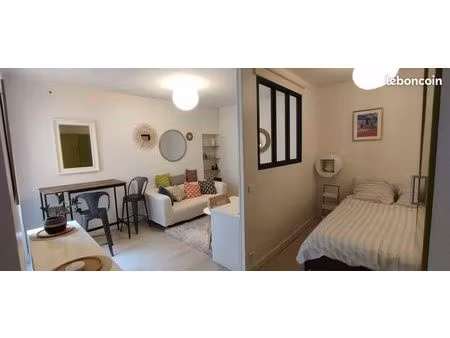 studio 1 pièce 27 m²