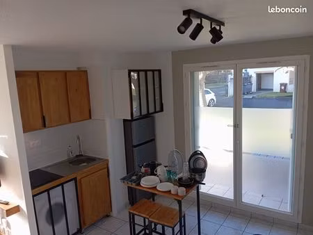 location t1 bis haut de gamme de 25m² à pau avec parking en sous-sol et balcon