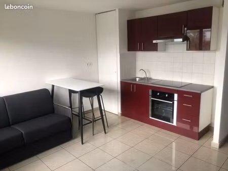 studio meublé 25 m² – bas de la possession
