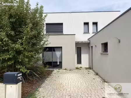 maison 5 pièces 110 m²