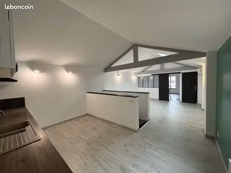 à louer – appartement t2 de 60 m² avec grand garage – centre-ville de bagnols-sur-cèze