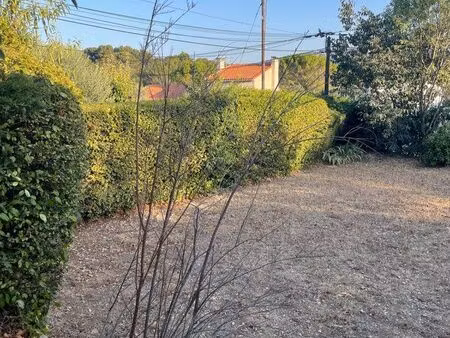 terrain 580 m2