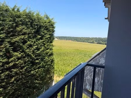 spacieux f3 de 73 m2   terrasse et garage