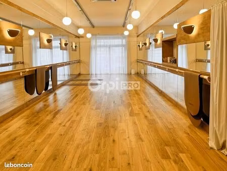 local commercial 90 m²
