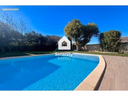 propriété 4 pièces 145 m²