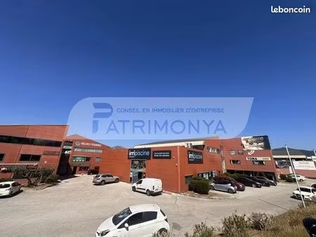 bureaux 97 m² aubagne