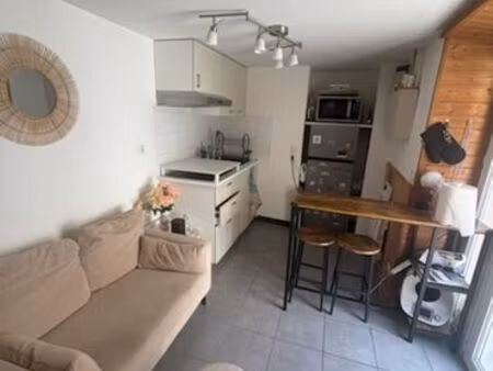 location t2 château gombert