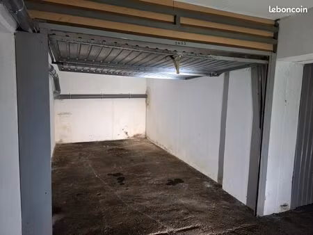 vend garage cassis les rois caravelles
