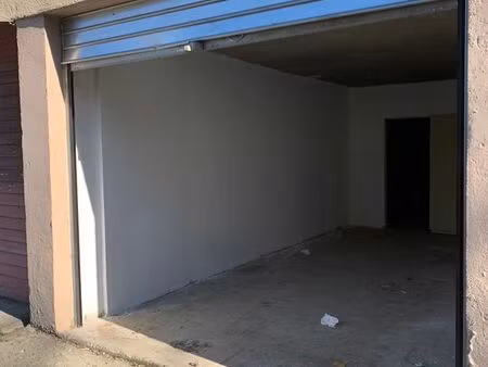 ? garage de 45 m² à vendre – marseille 15e – 25 000
