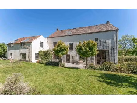 villa à vendre avec terrasse et jardin   lasne (rbw51893)