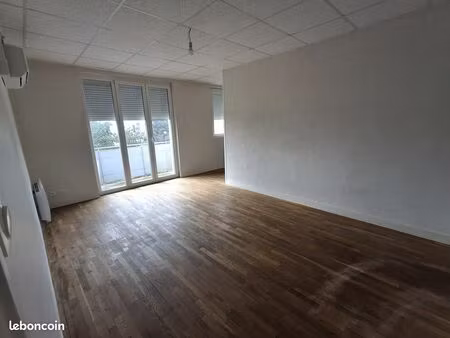 appartement 4p - 74m2 à gray