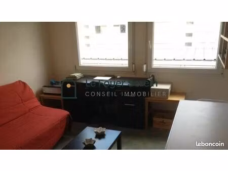 studio 1 pièce 20 m²