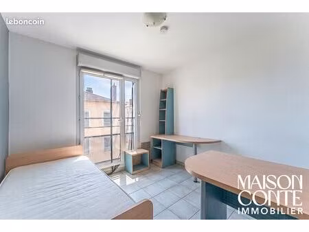 studio 1 pièce 18 m²
