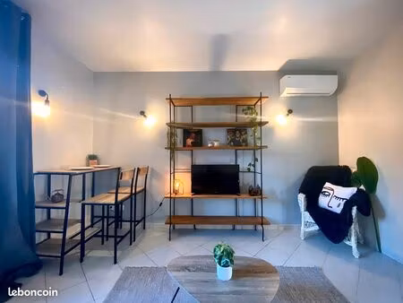 beau t2 rénové 27m² à tassin-la-demi-lune