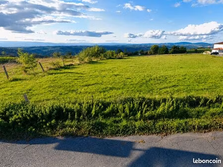 terrain 493 m2 idéalement situé à aveize avec vue sur la vallée de la brévenne