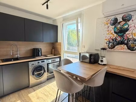 appartement 32 m² entièrement rénové – balcon  parking  cave