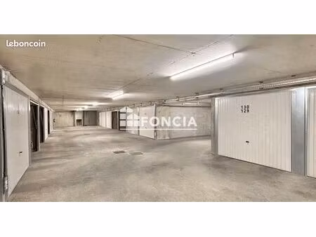à vendre – garage box fermé vendu loué – villefranche-sur-saône