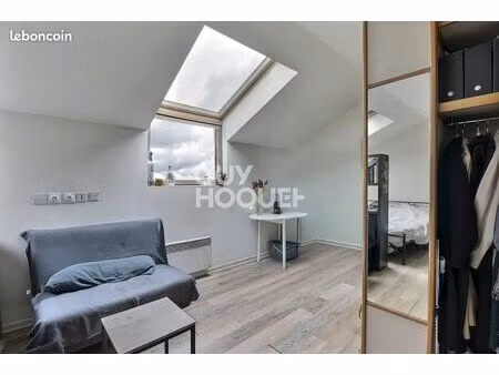 studio 1 pièce 28 m²