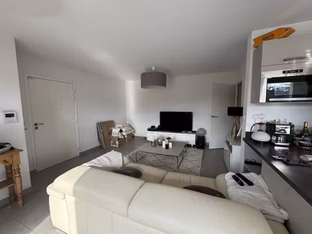 location appartement 4 pièces 111 m² à lyon 5 (69005)