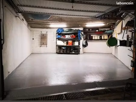 double garage / box de 38 m² – résidence les trois rivières – mandelieu-la-napoule