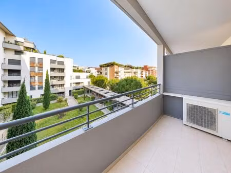 toulouse ponts jumeaux - t3 avec ascenseur  balcon  climatisation et parking