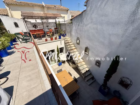 vente maison de village aigues mortes intra muros