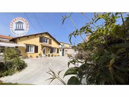propriété 4 pièces 70 m²