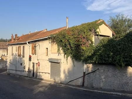 immeuble 165 m² pennes-mirabeau