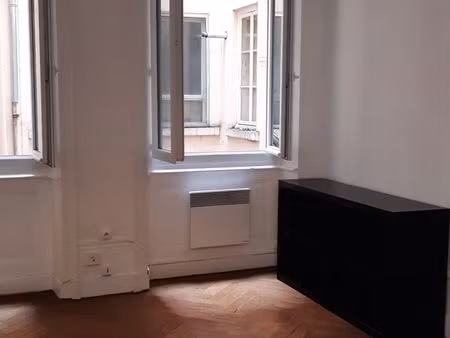 appartement 44m2 cordeliers
