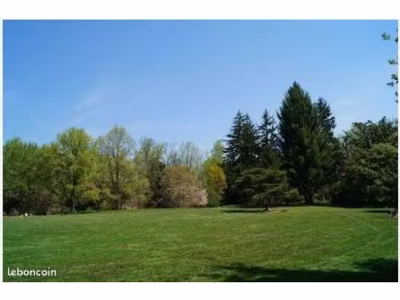 terrain 550 m² genas
